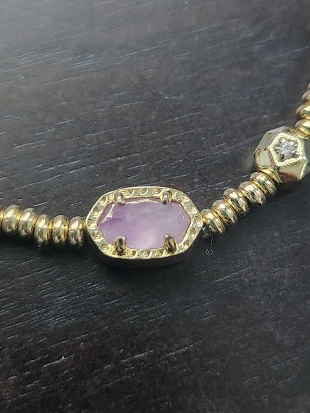 Kendra Scott Emilie stretch bracelet, gold, amethyst, preloved - Picture 4 of 7